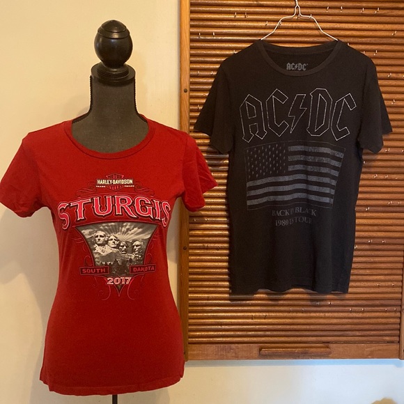 Harley-Davidson Tops - AC/DC & Harley Davison tshirts lot size S